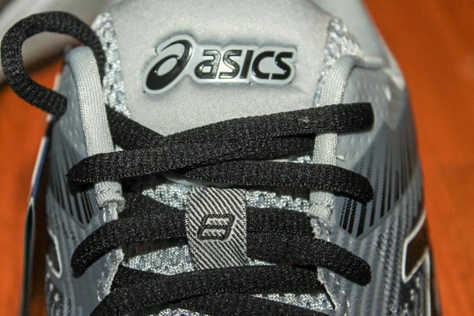difference between asics gt 2000 6 and 7